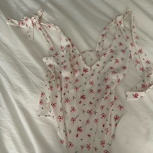 Floral tied shoulder bodysuit